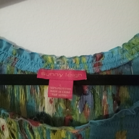 Women's Sheer Floral Print Balloon Sleeve Top - Picture 4 of 5